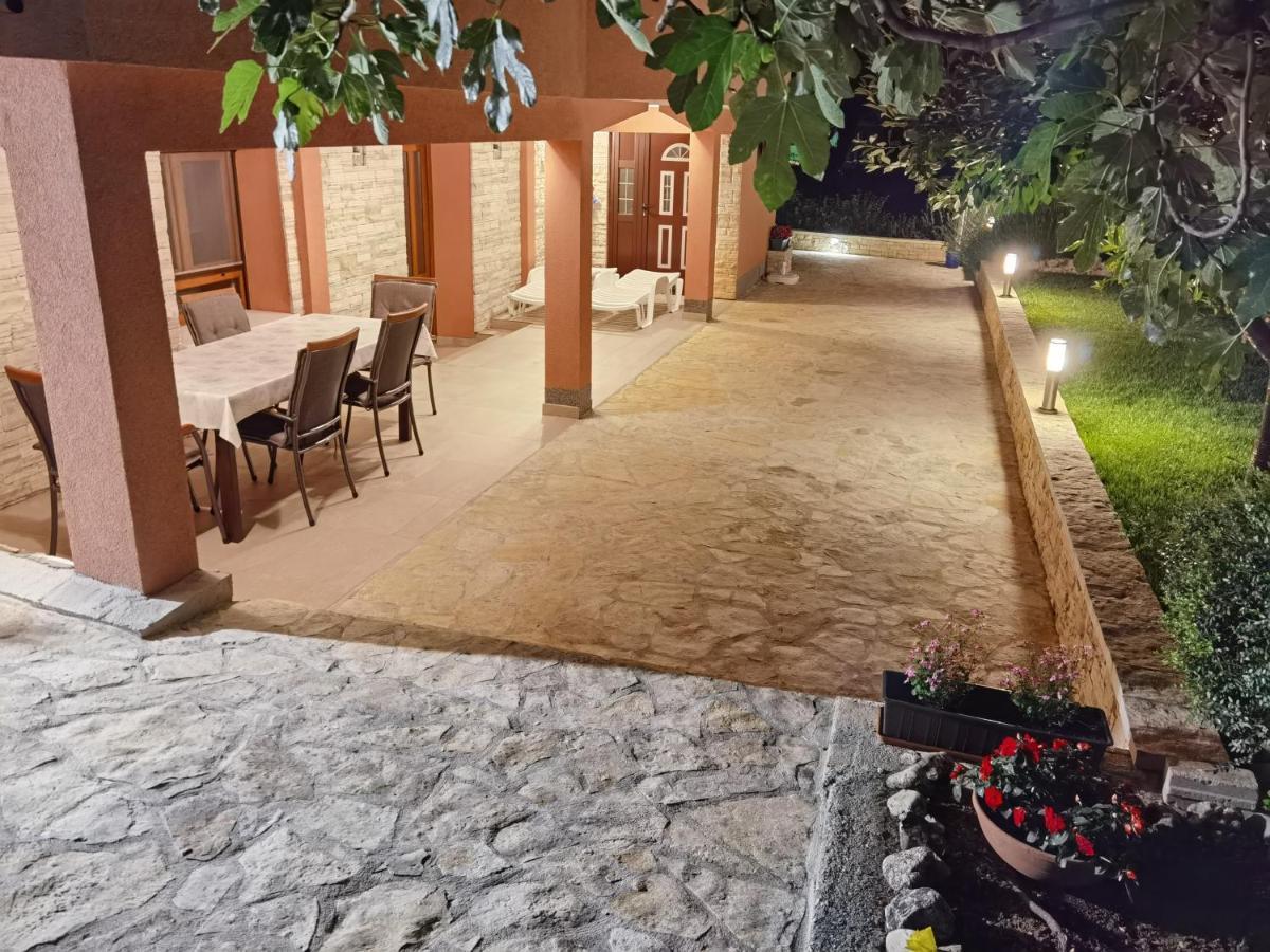 Apartman Bura ポセダリェ エクステリア 写真