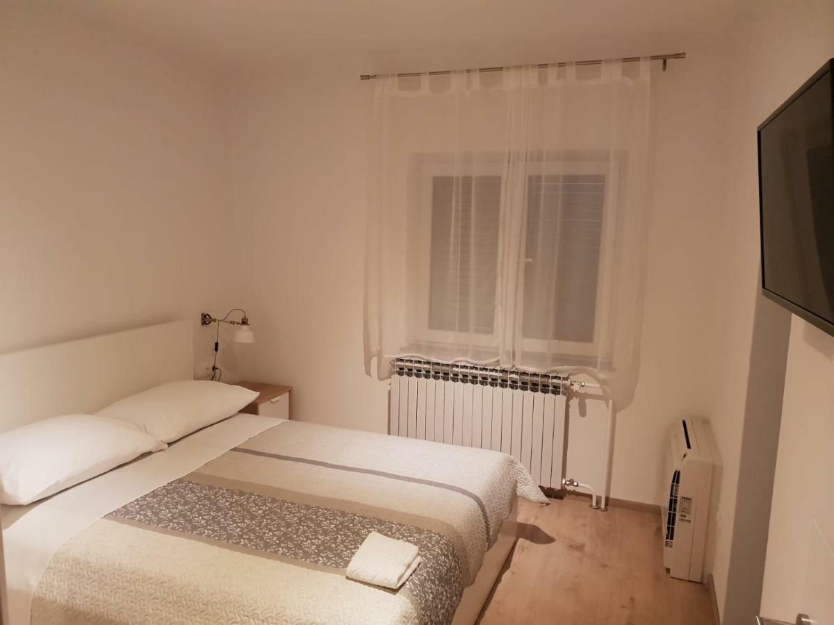 Apartman Bura ポセダリェ エクステリア 写真